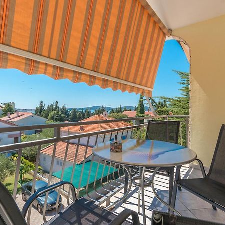 Stunning Apartment In Sveti Filip I Jakov Zewnętrze zdjęcie